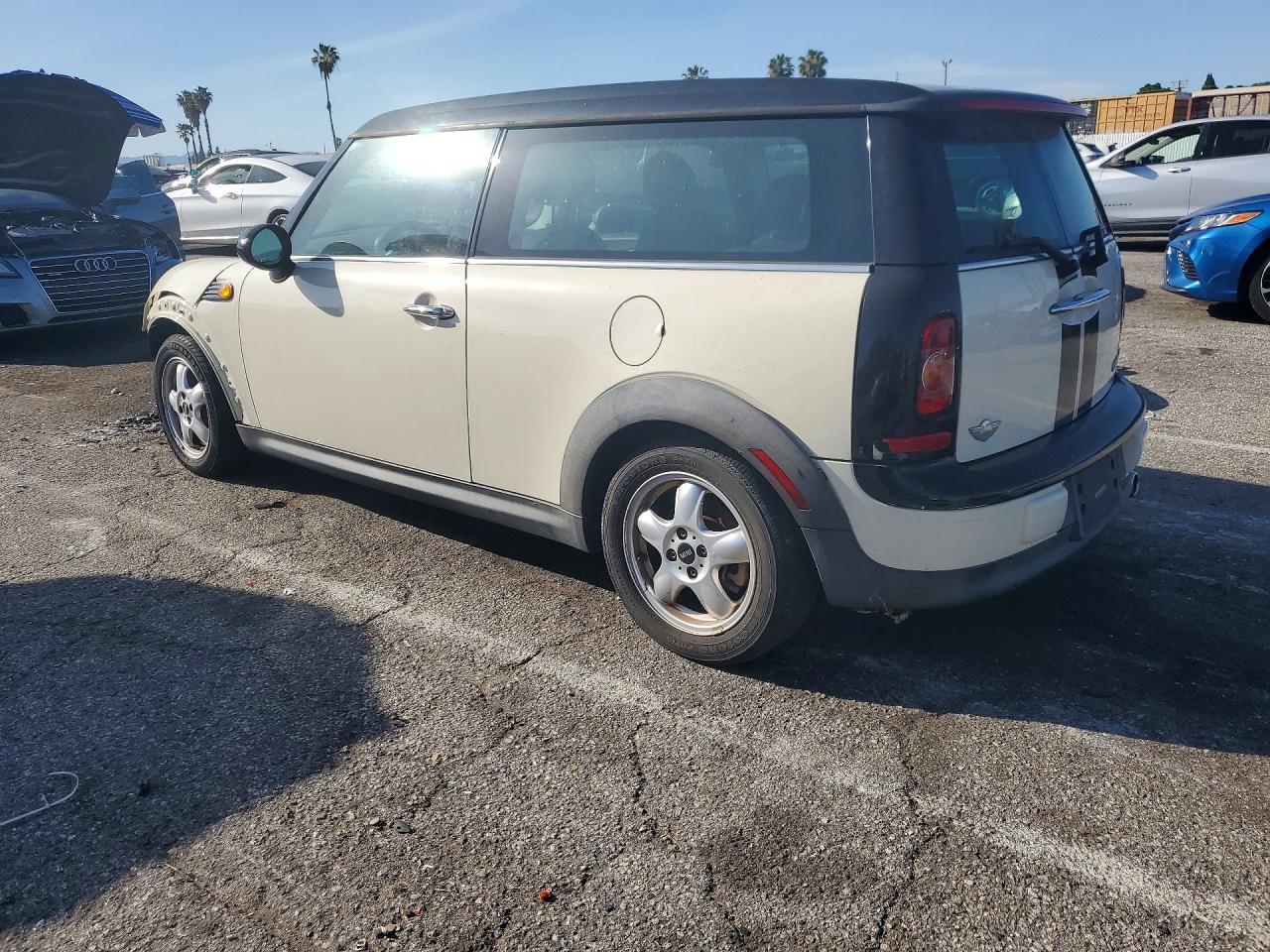 2008 Mini Cooper Clubman - Image 2
