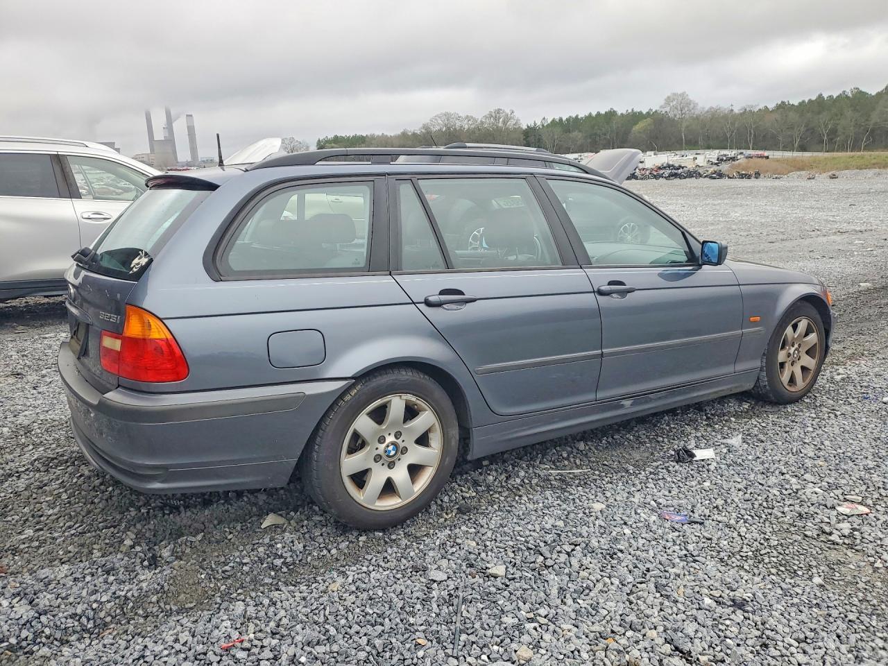2013 BMW 323 I - Фото 3