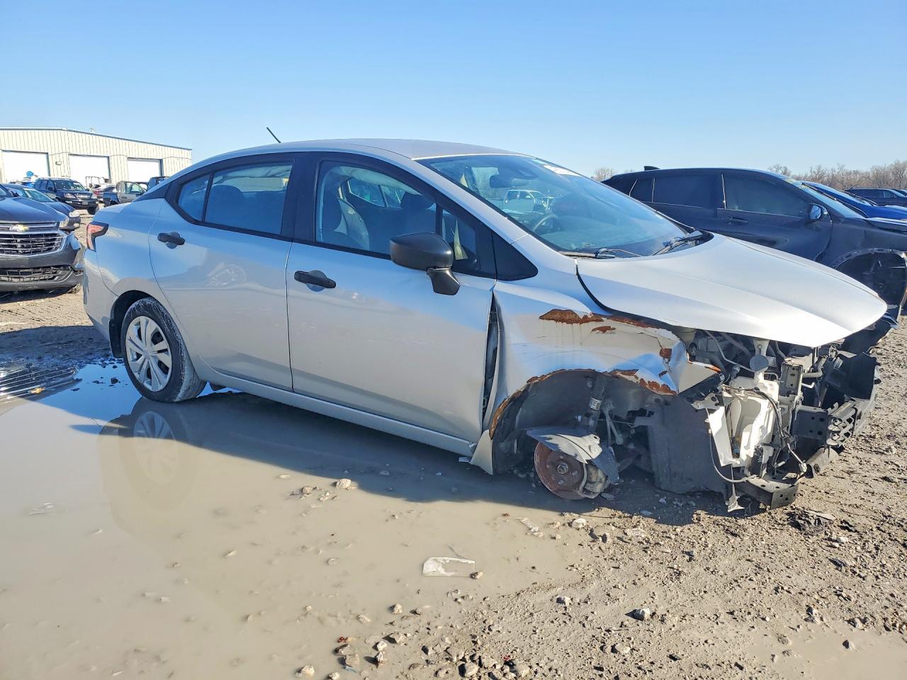 2021 Nissan Versa S - Фото 4