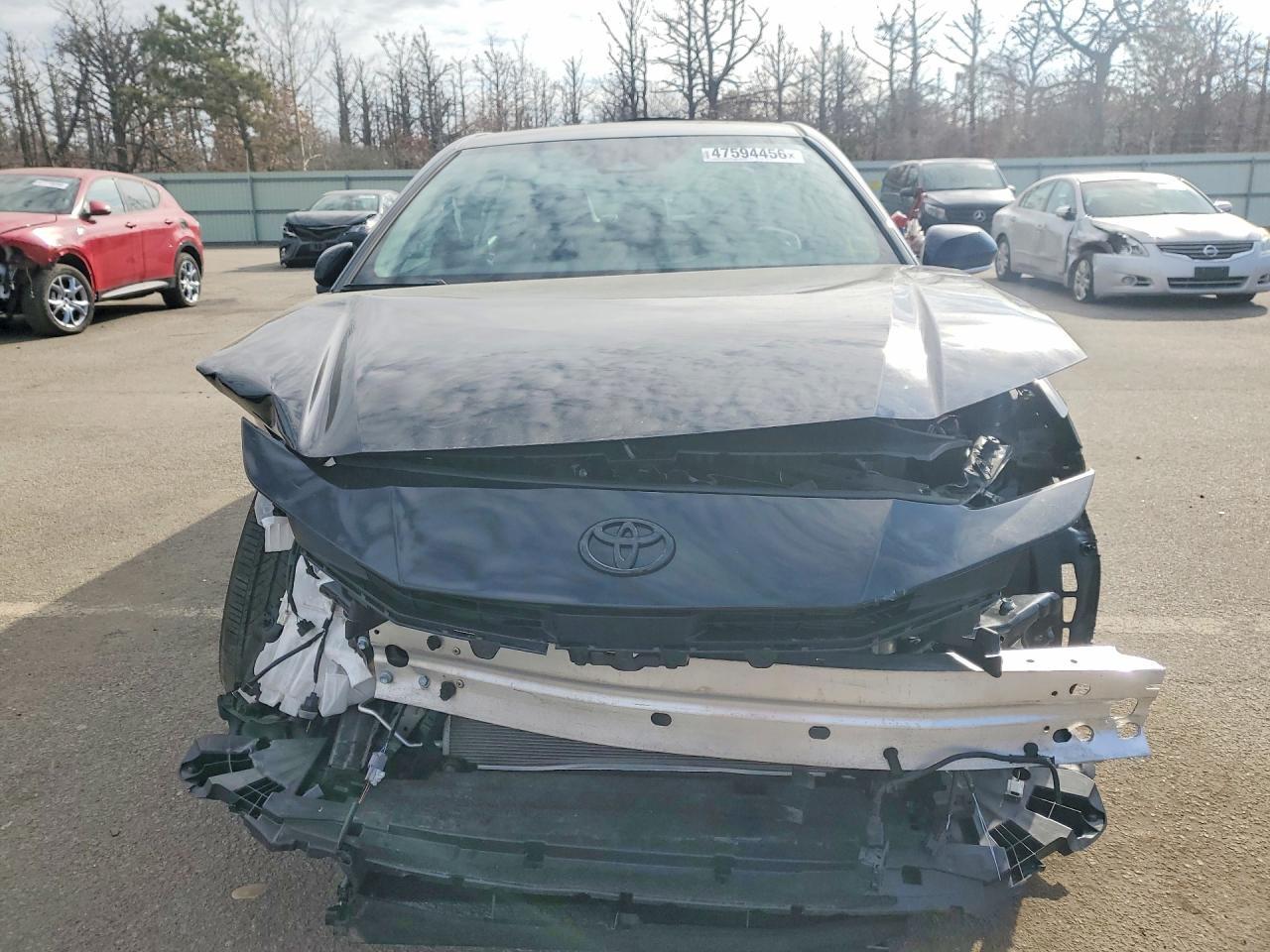 2026 Toyota Camry 4D S - Image 5