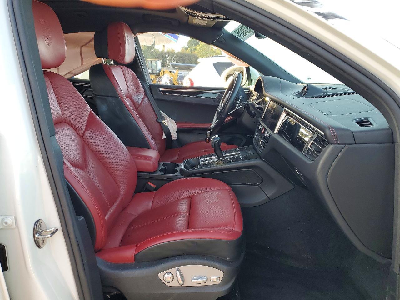 2024 Porsche Macan Base - Фото 7