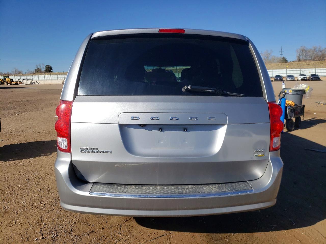 2017 Dodge Grand Caravan Sxt - Фото 6