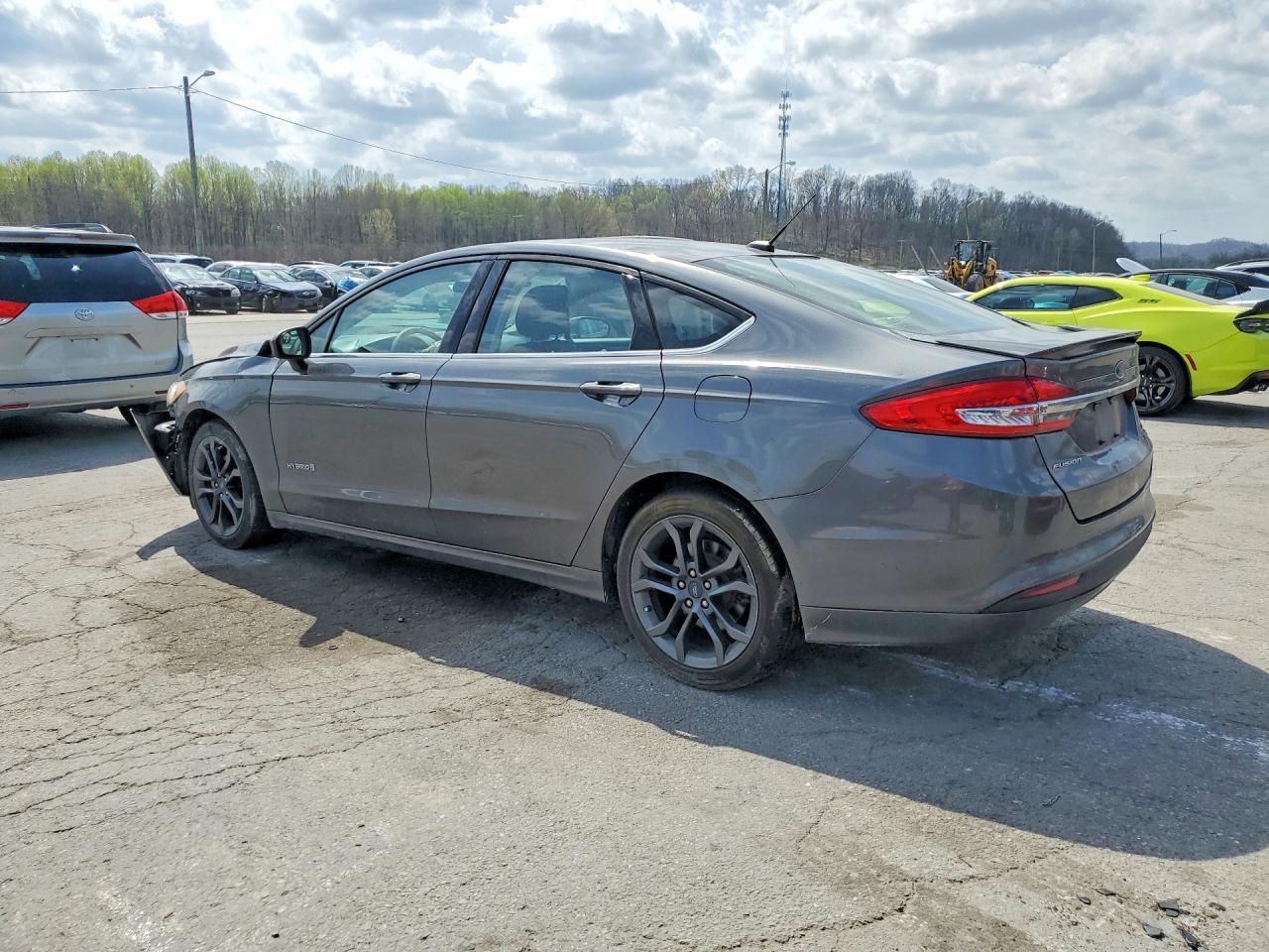 2018 Ford Fusion Se Hybrid - Фото 2
