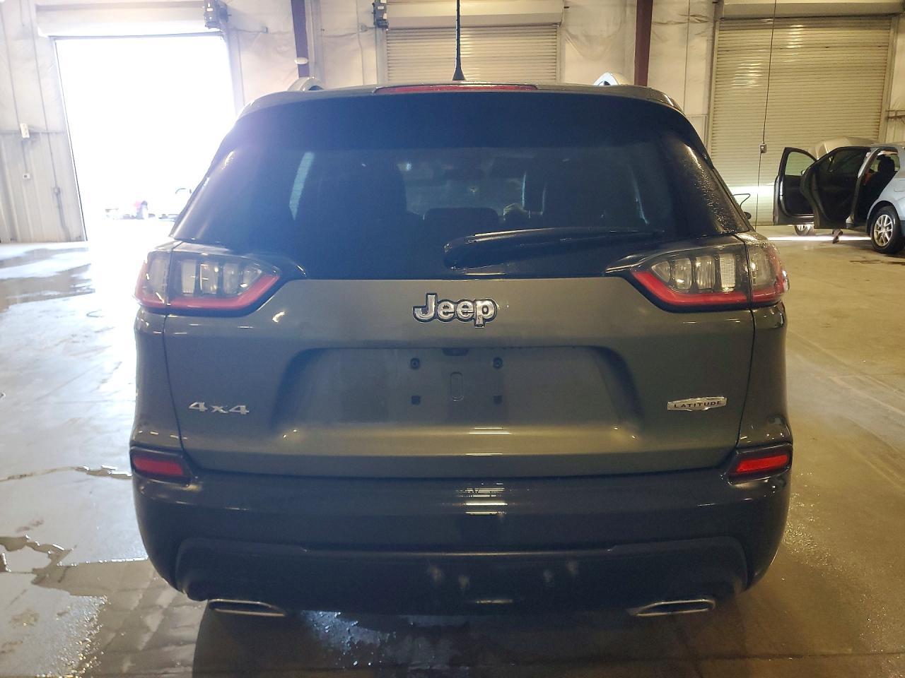 2019 Jeep Cherokee Latitude Plus - Фото 6
