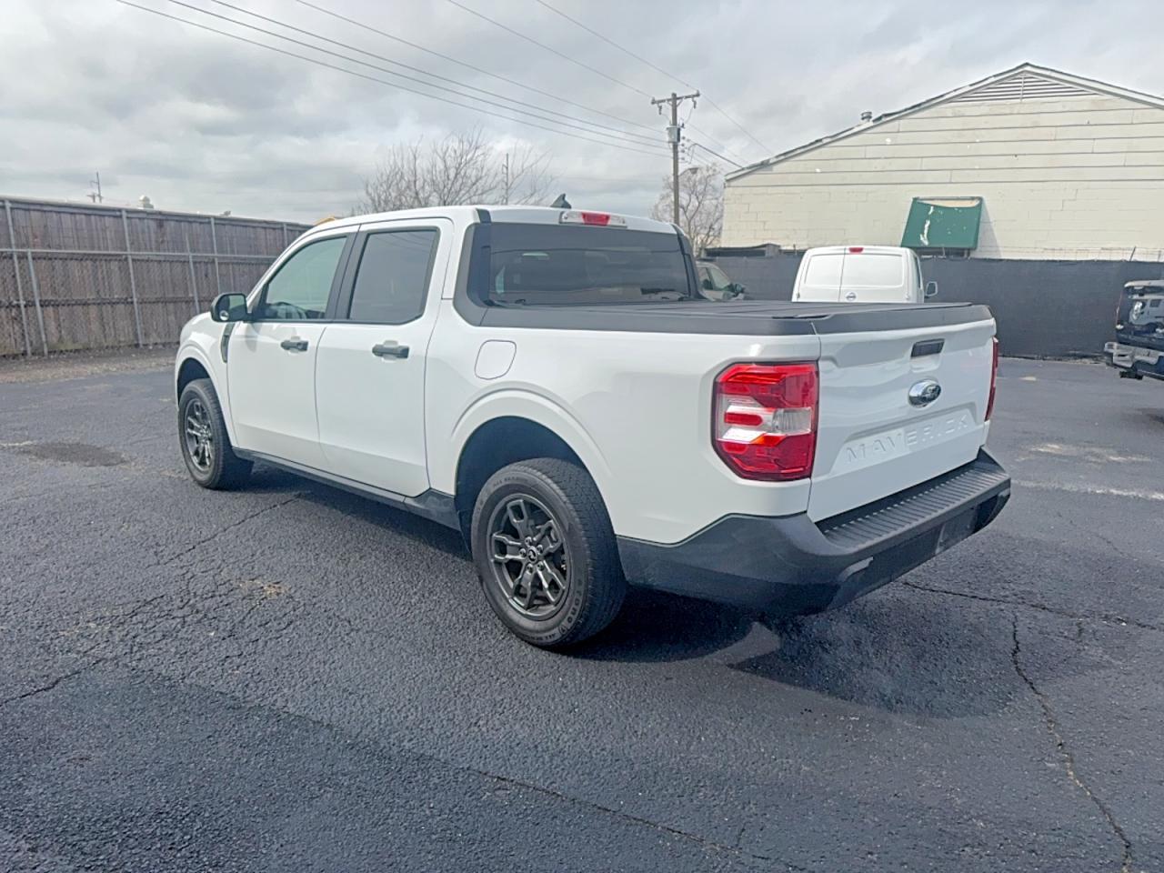 2024 Ford Maverick Xl - Image 3