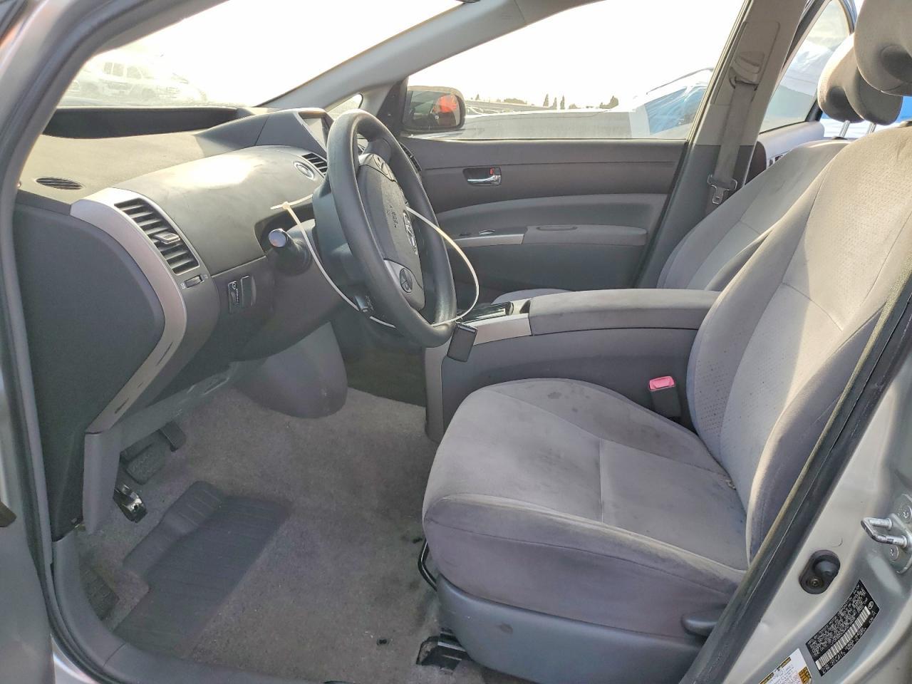 2004 Toyota Prius Base - Image 7