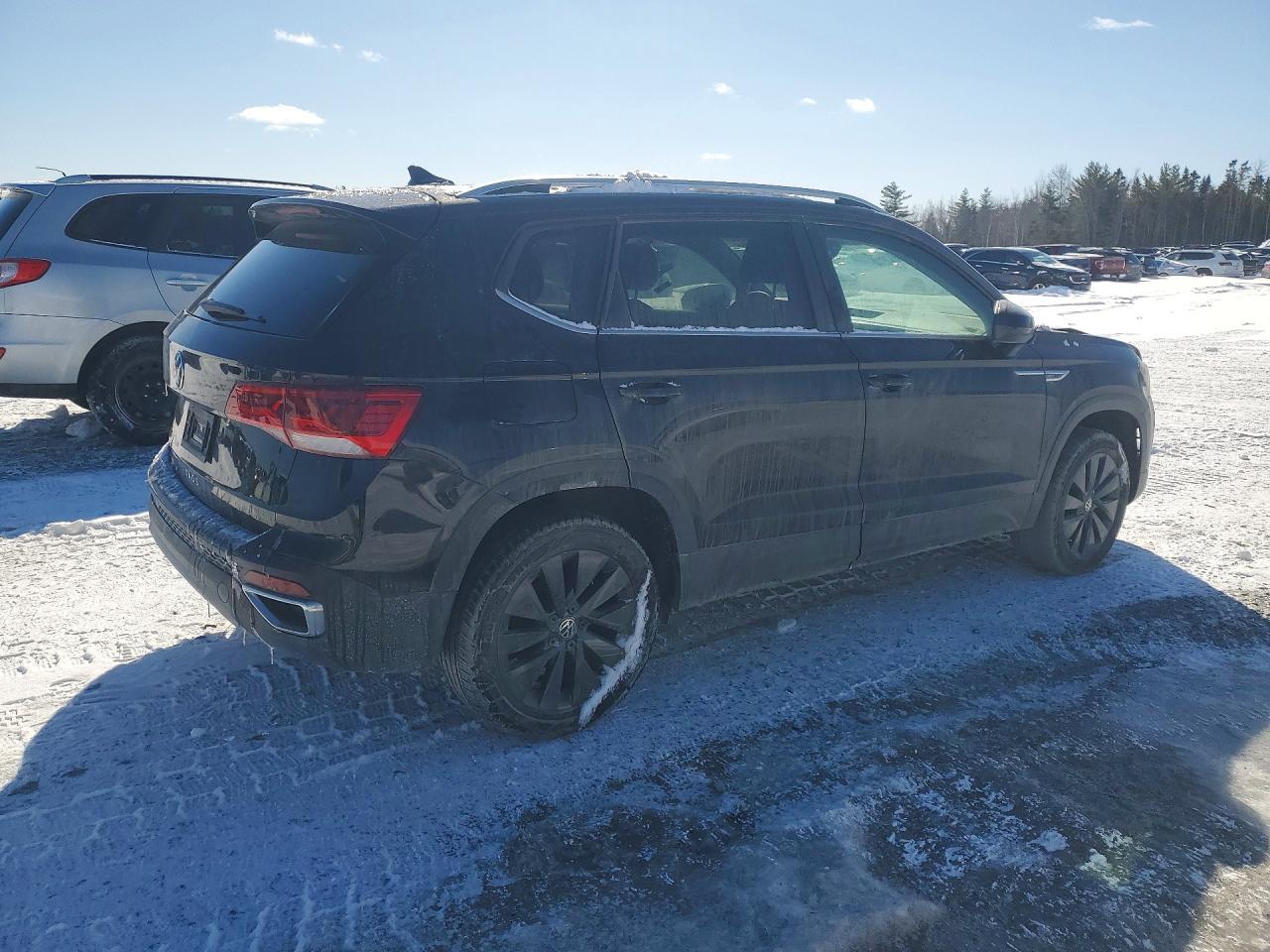 2024 Volkswagen Taos Se - Фото 3
