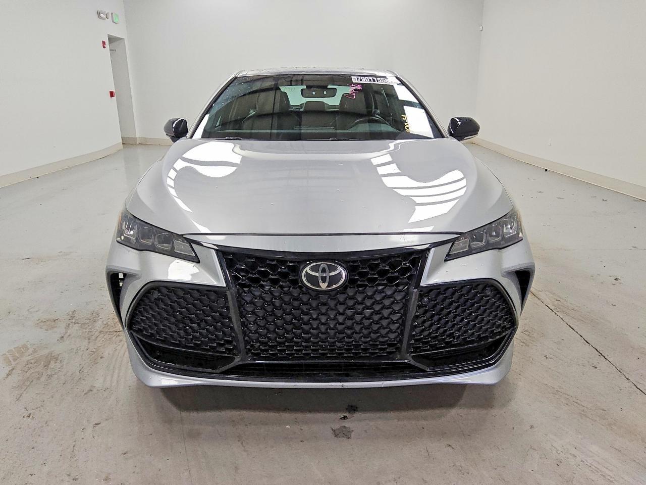 2019 Toyota Avalon Xse - Фото 5