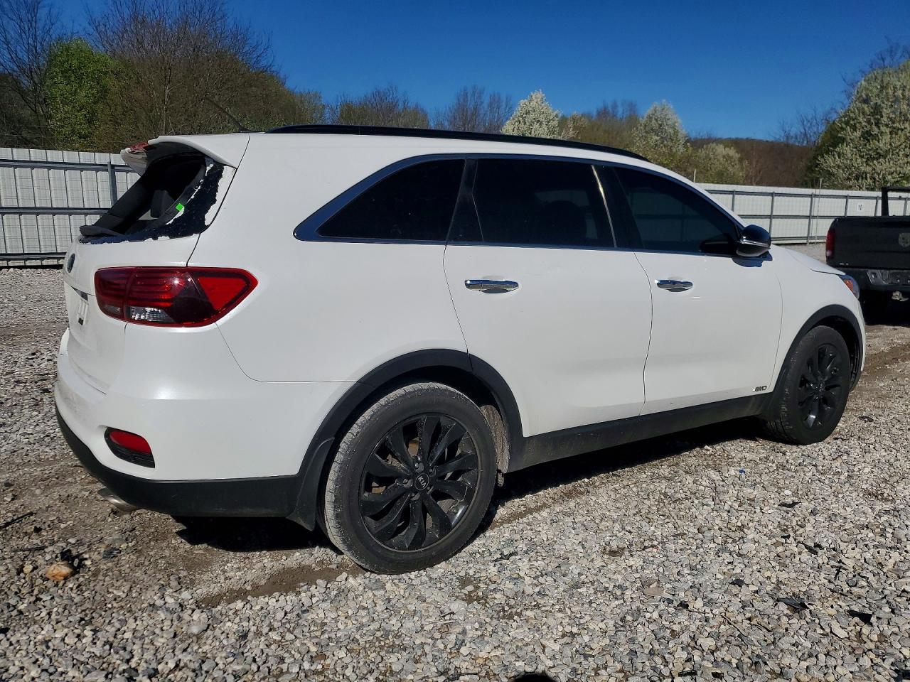 2020 Kia Sorento S V6 - Image 3