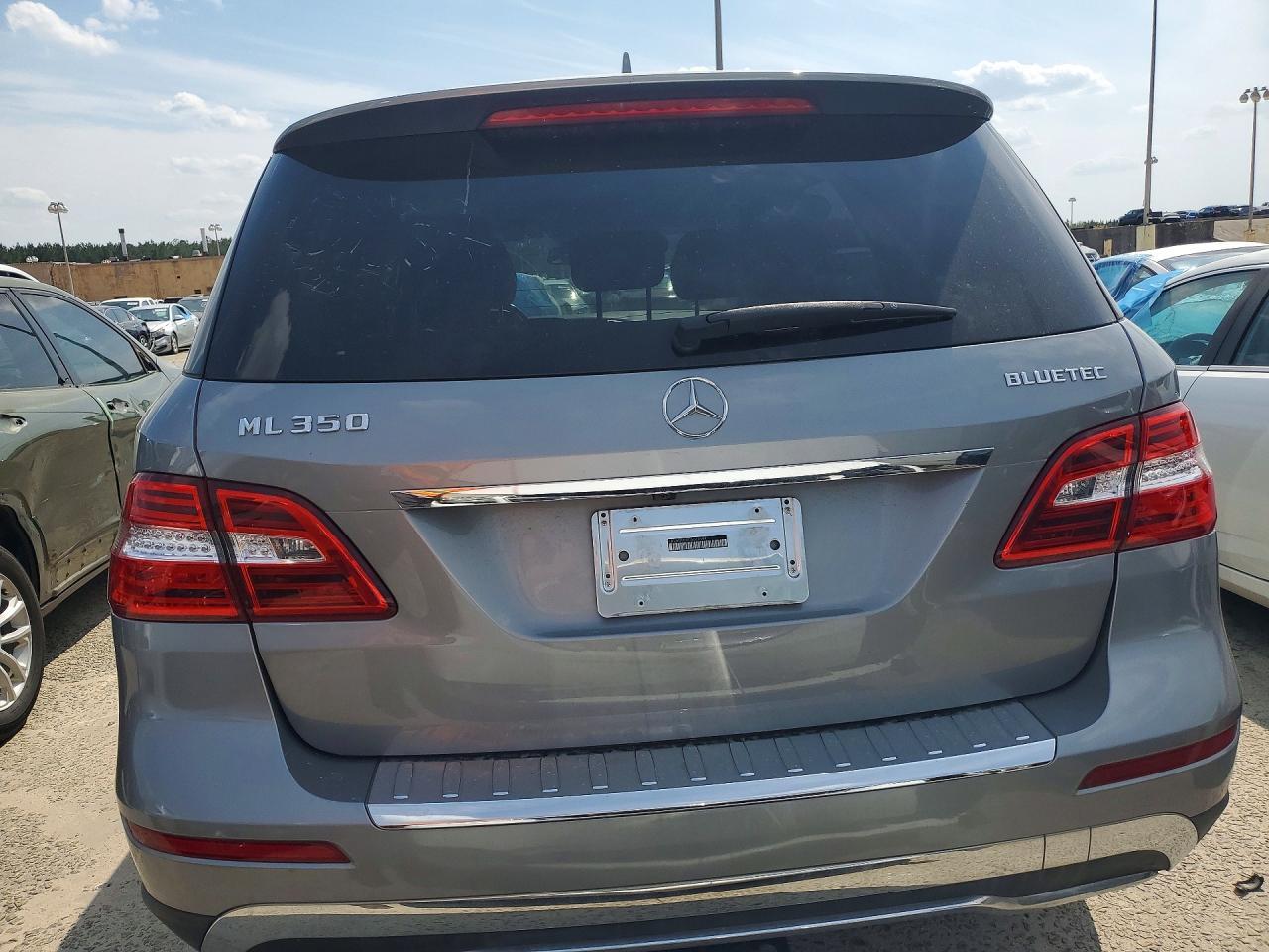 2012 Mercedes-Benz Ml 350 Bluetec - Image 6