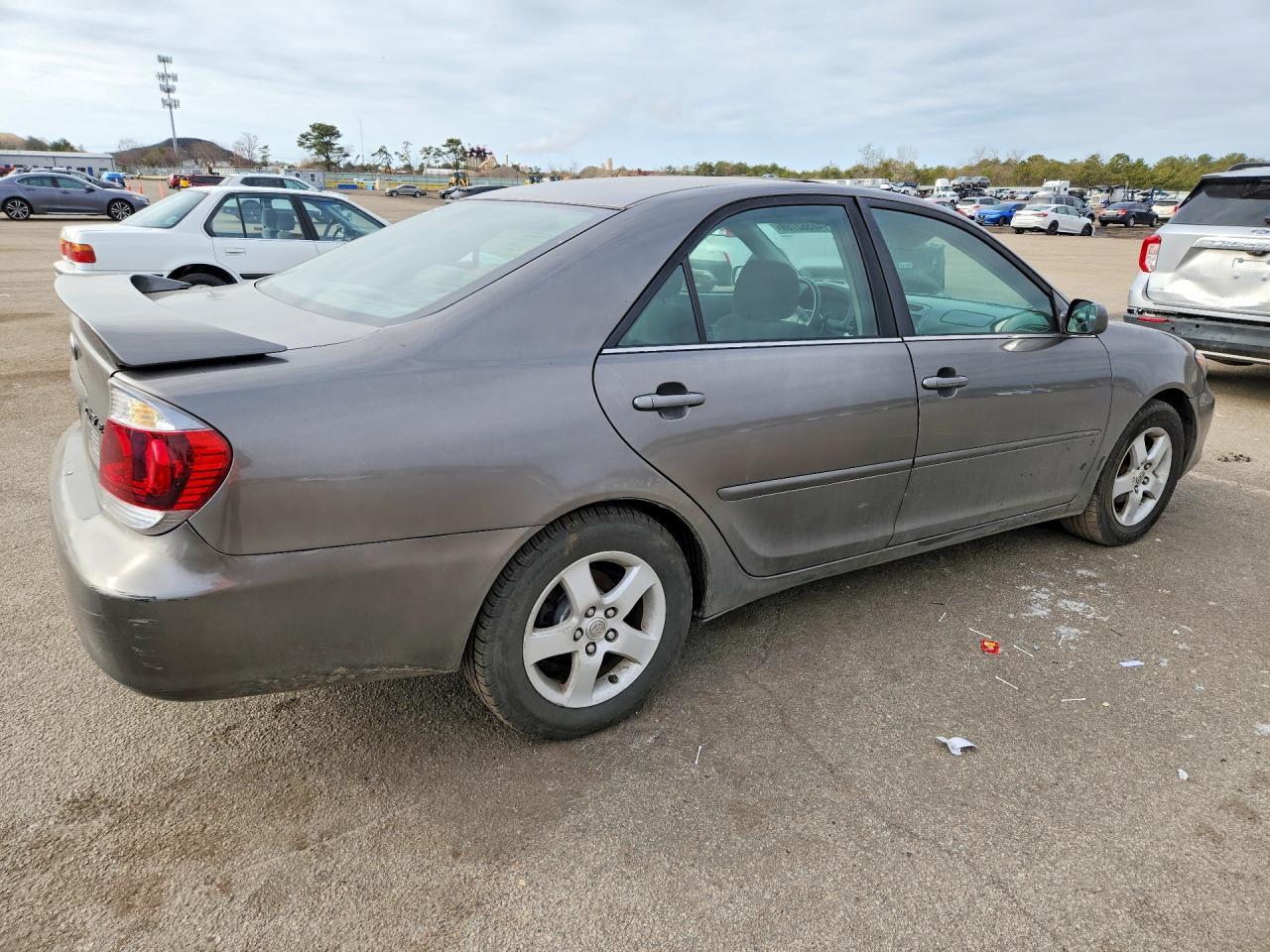 2006 Toyota Camry Se - Фото 3