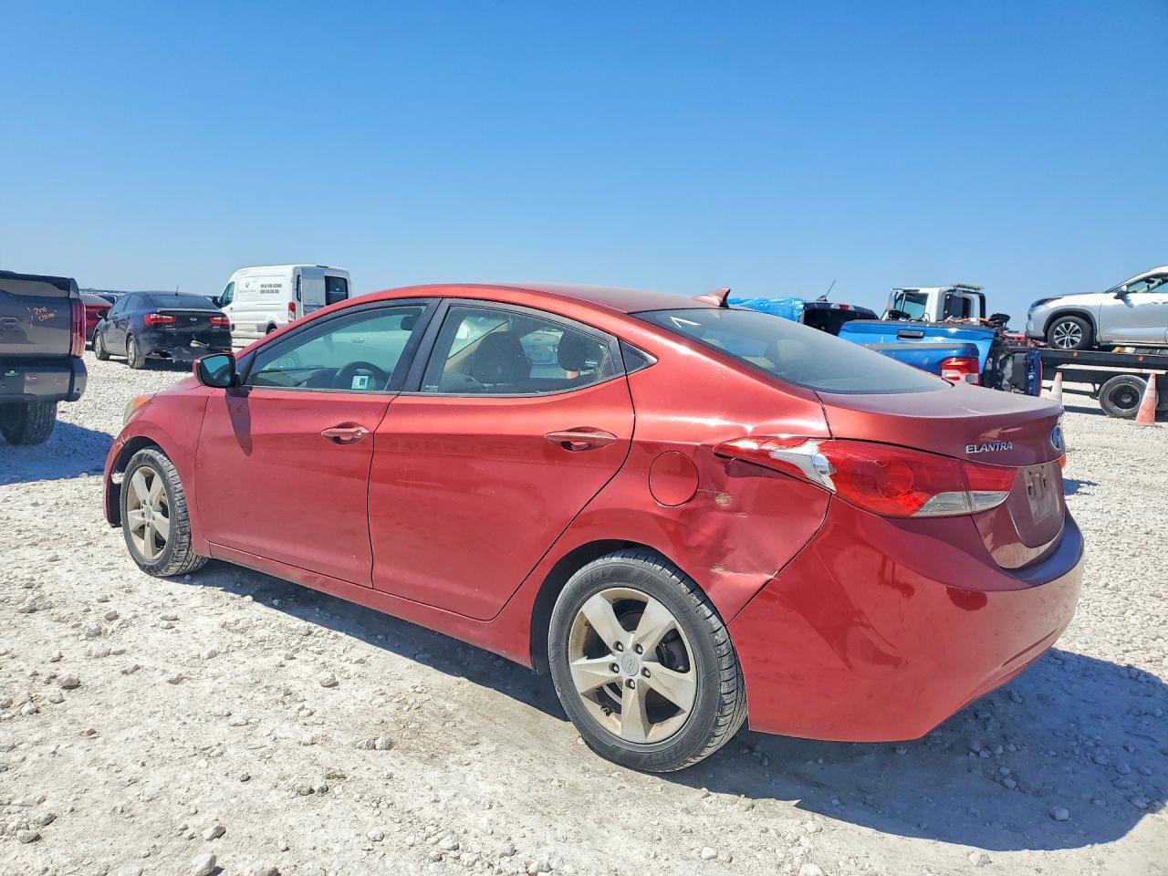 2013 Hyundai Elantra Gls - Image 2