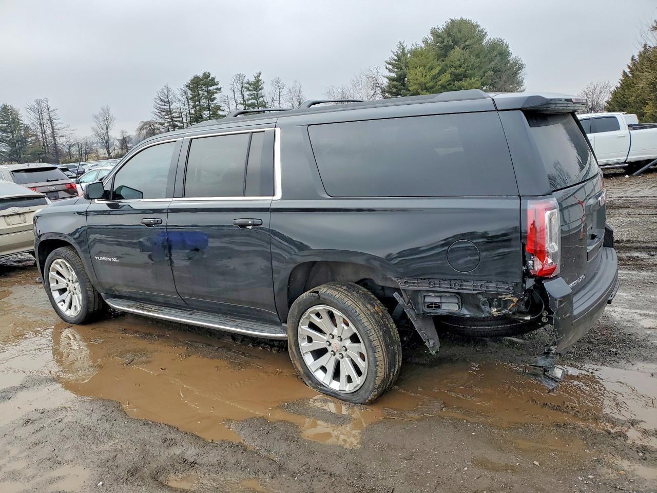 2020 GMC Yukon Xl K1500 Slt - Image 2