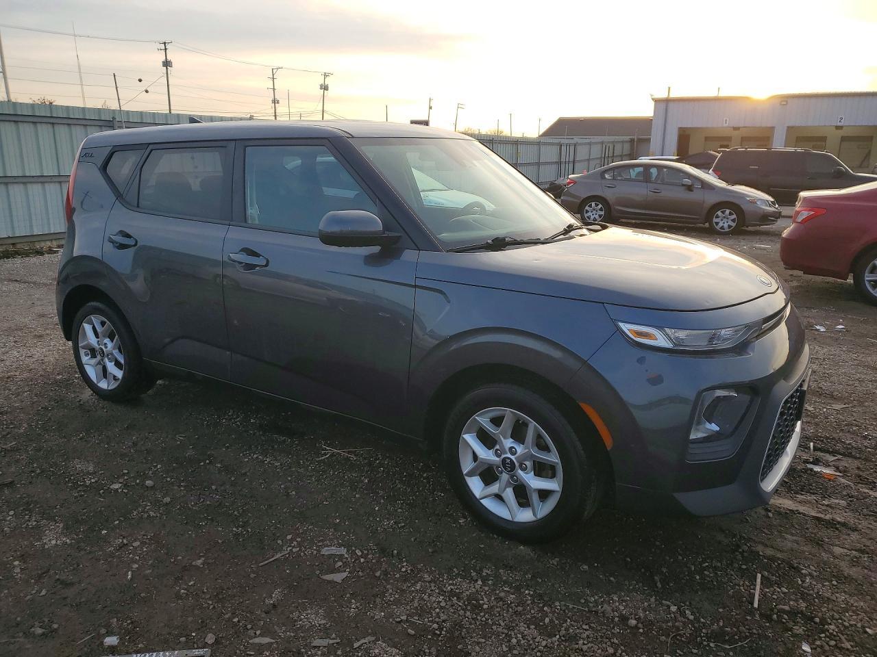 2021 Kia Soul S - Фото 4