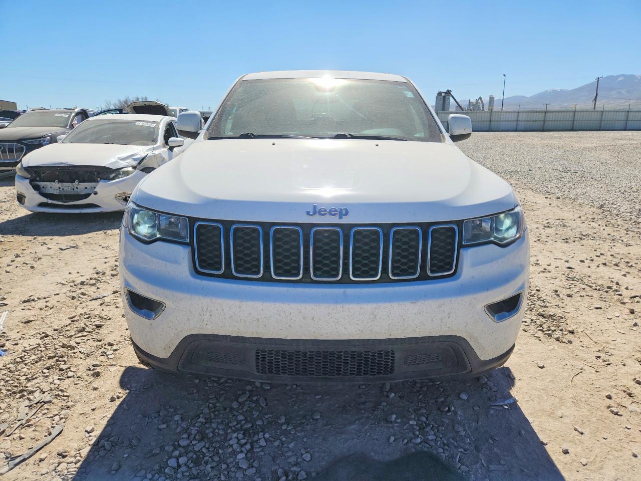2017 Jeep Grand Cherokee Laredo - Фото 5