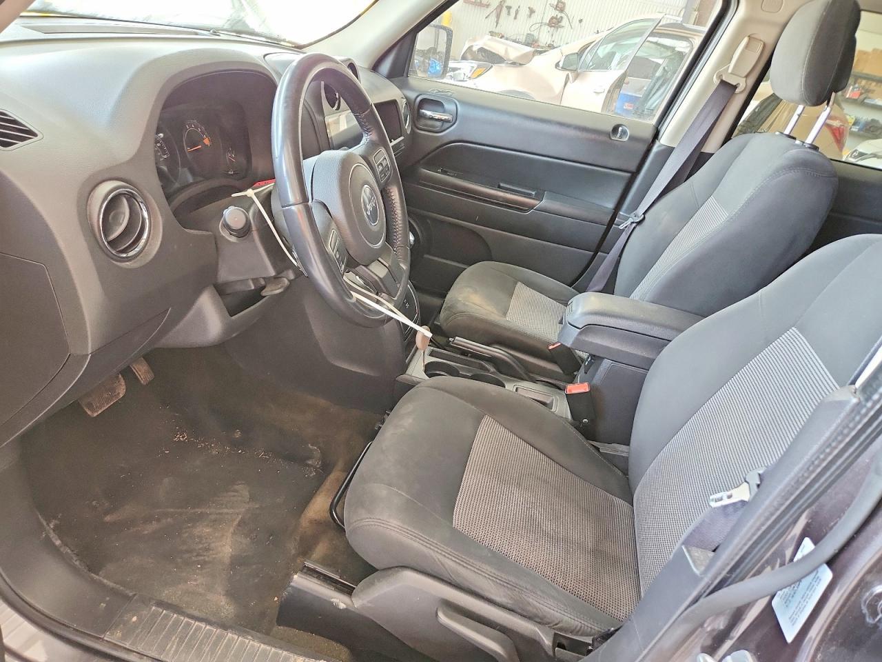 2016 Jeep Patriot Latitude - Image 7