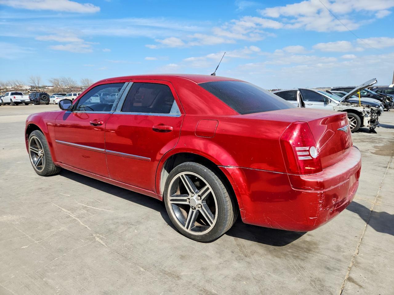 2008 Chrysler 300 Lx - Фото 2