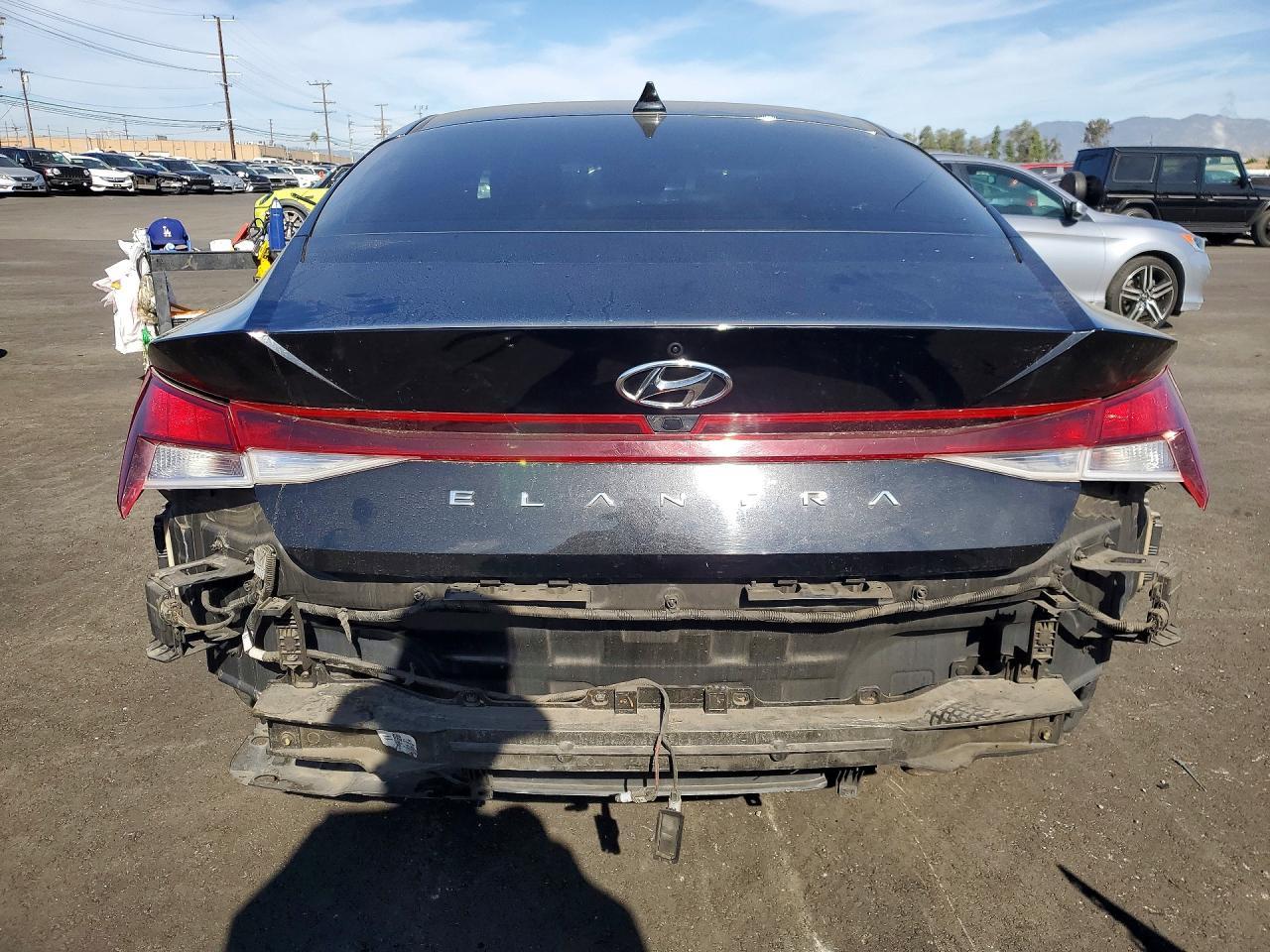 2021 Hyundai Elantra Sel - Фото 6