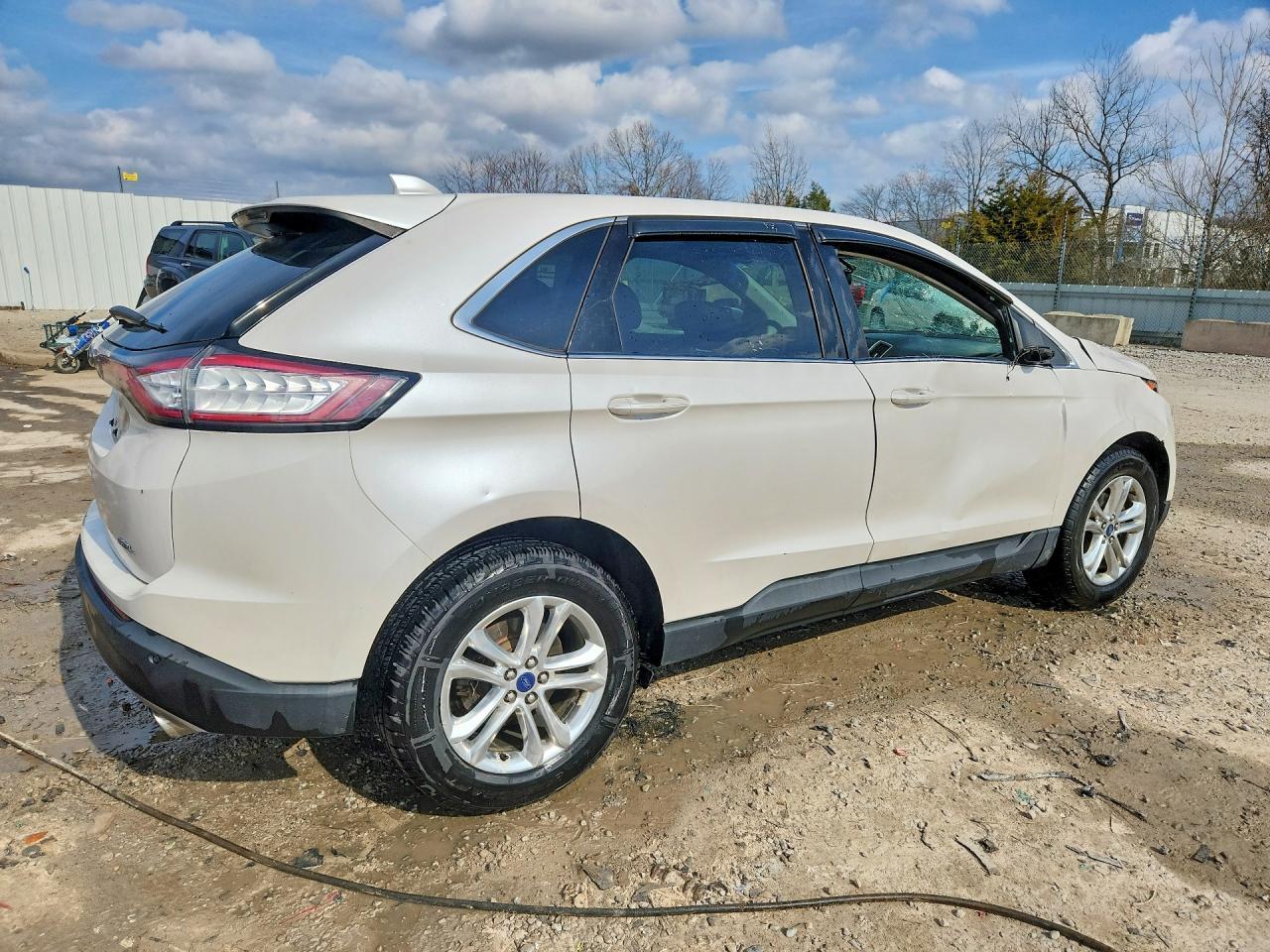 2015 Ford Edge Sel - Фото 3