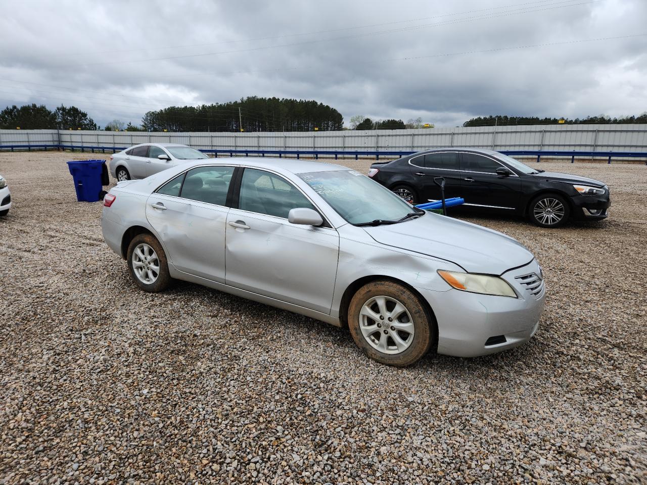 2009 Toyota Camry Le - Image 4