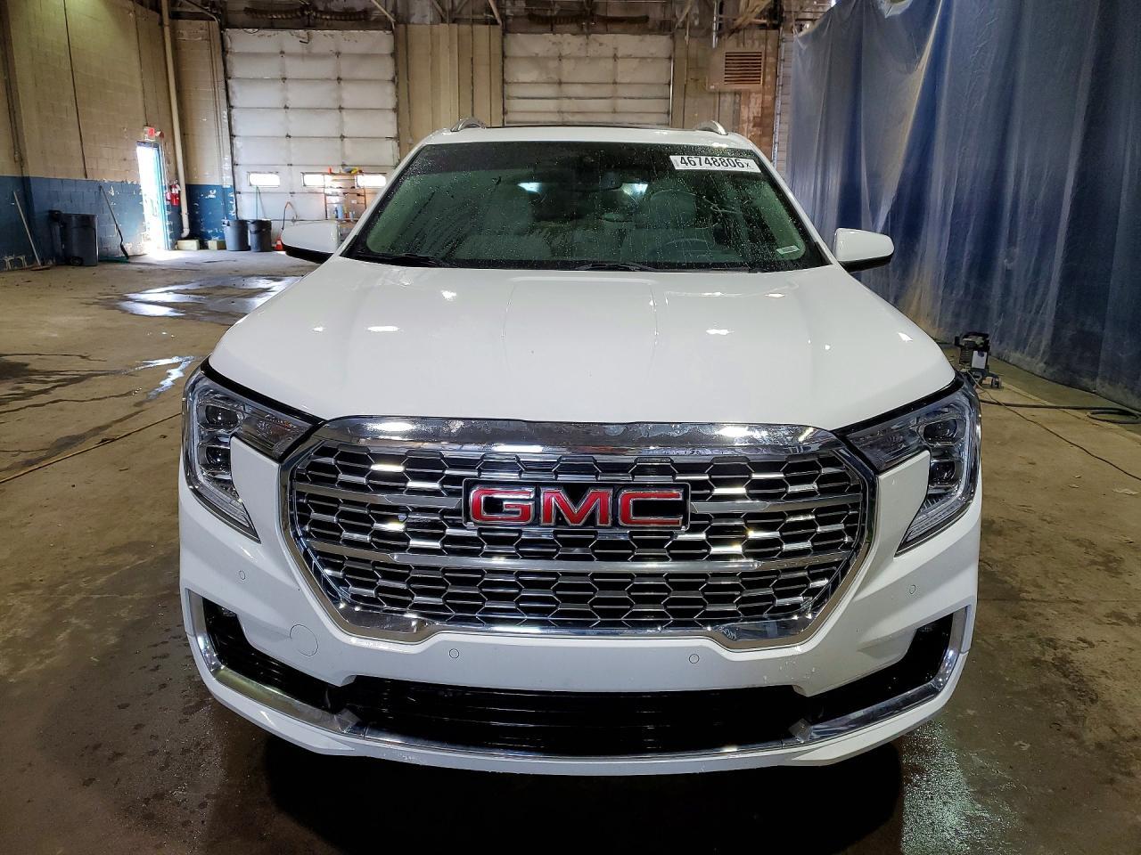 2023 GMC Terrain Denali - Фото 5