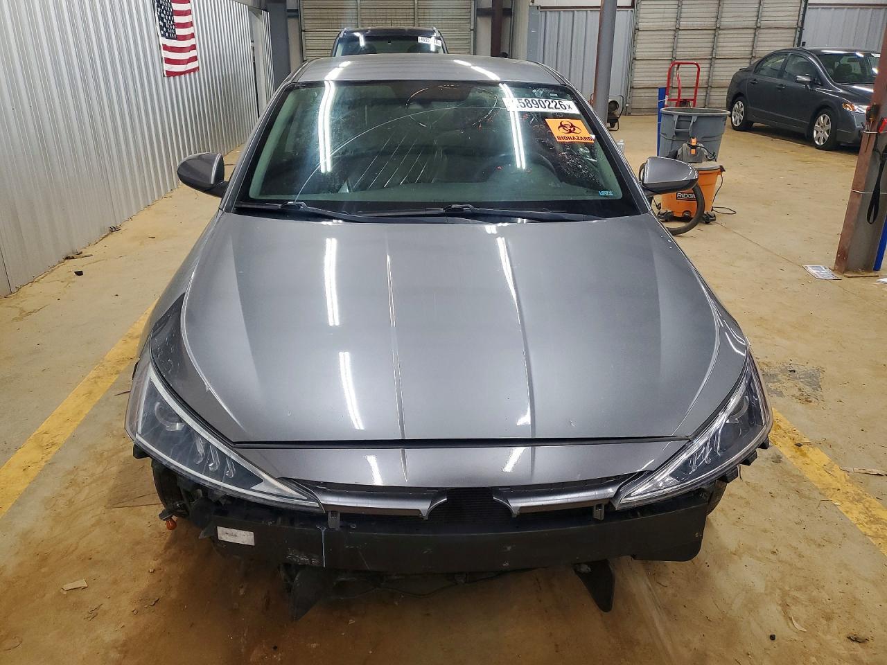 2019 Hyundai Elantra Sel - Image 5