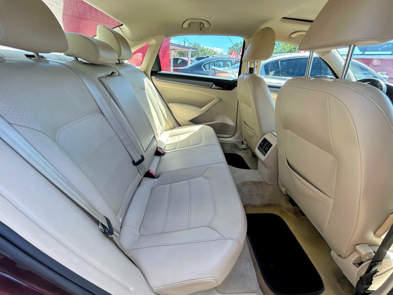 2014 Volkswagen Passat Se - Image 6