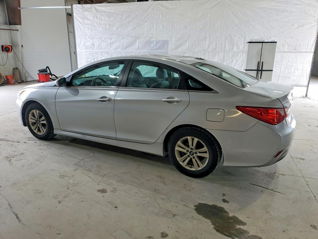 2014 Hyundai Sonata Gls - Фото 2