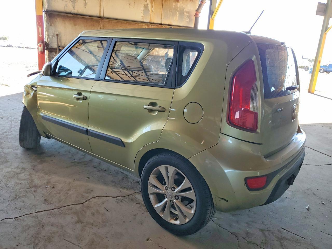 2013 Kia Soul Base - Image 2