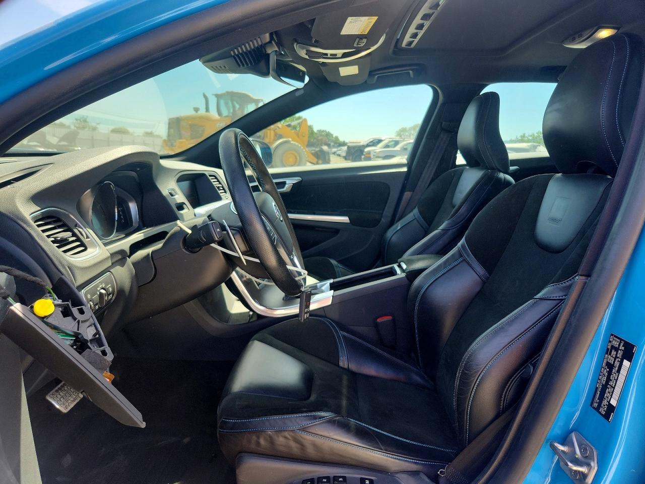2015 Volvo V60 Polestar - Image 7