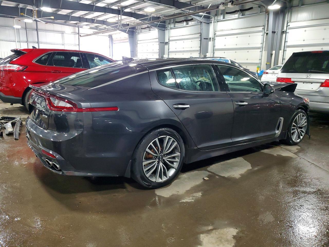2019 Kia Stinger Base - Фото 3