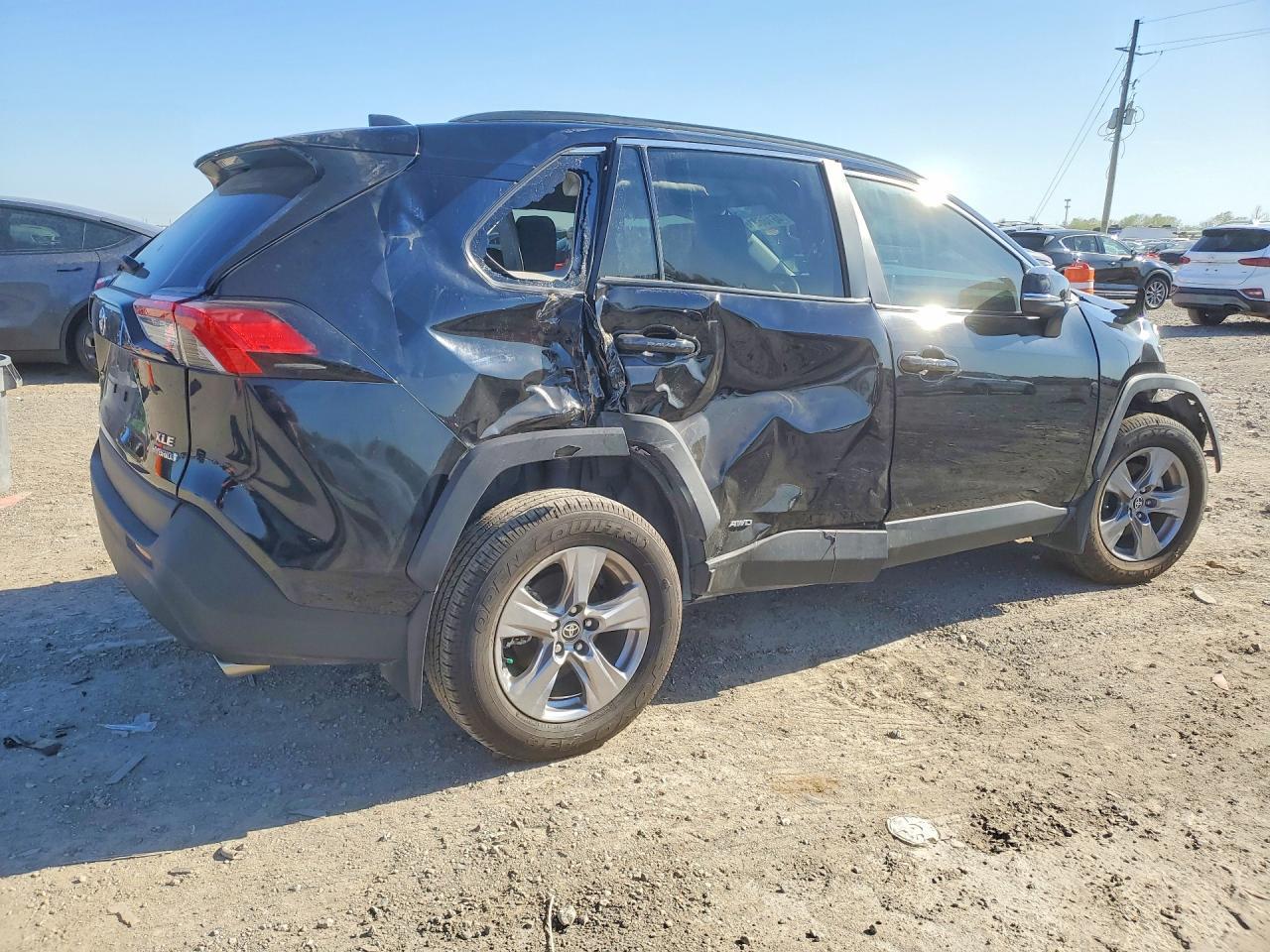 2024 Toyota Rav4 Hybrid Xle - Фото 3