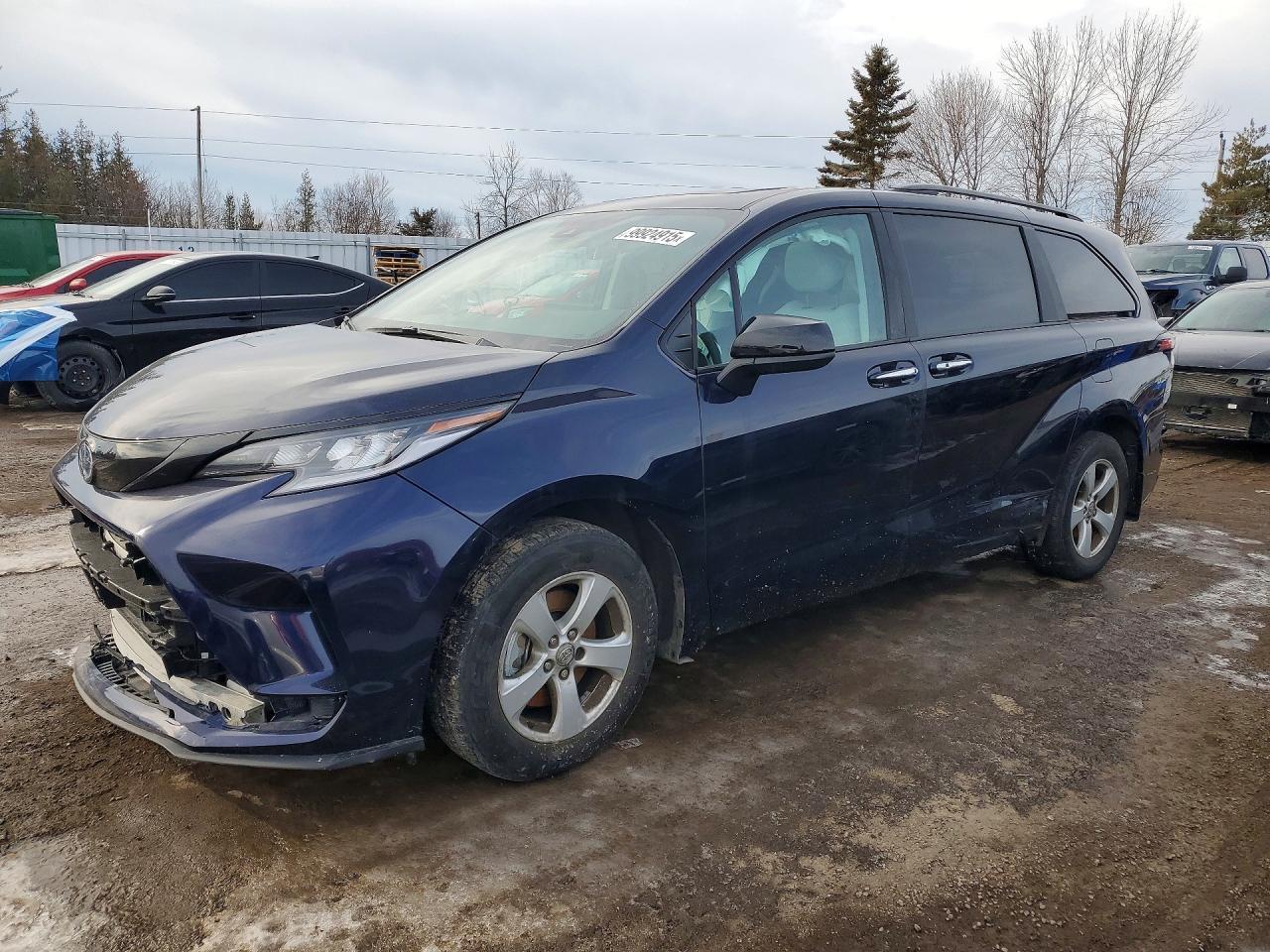 2025 Toyota Sienna Le