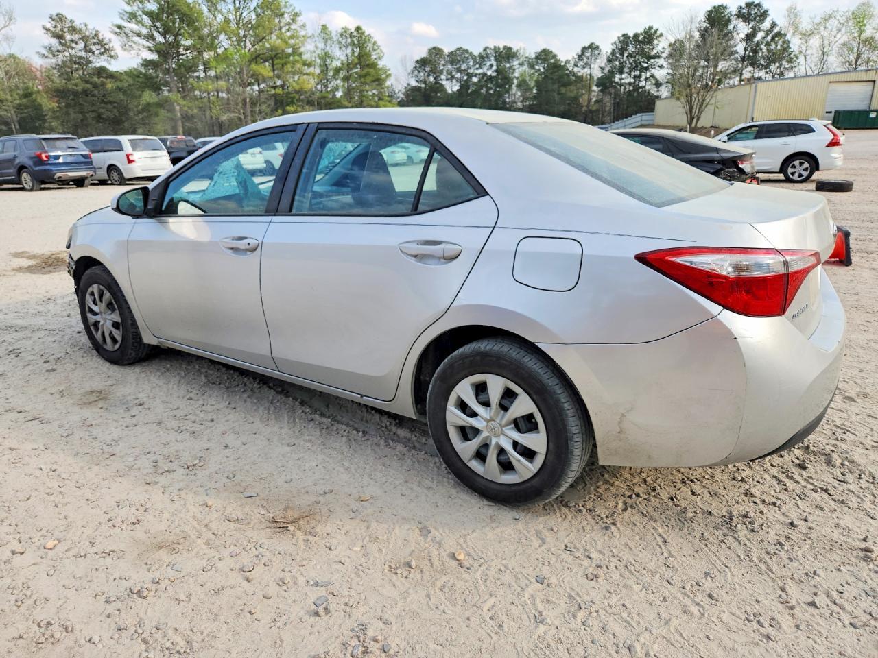 2016 Toyota Corolla L - Фото 2
