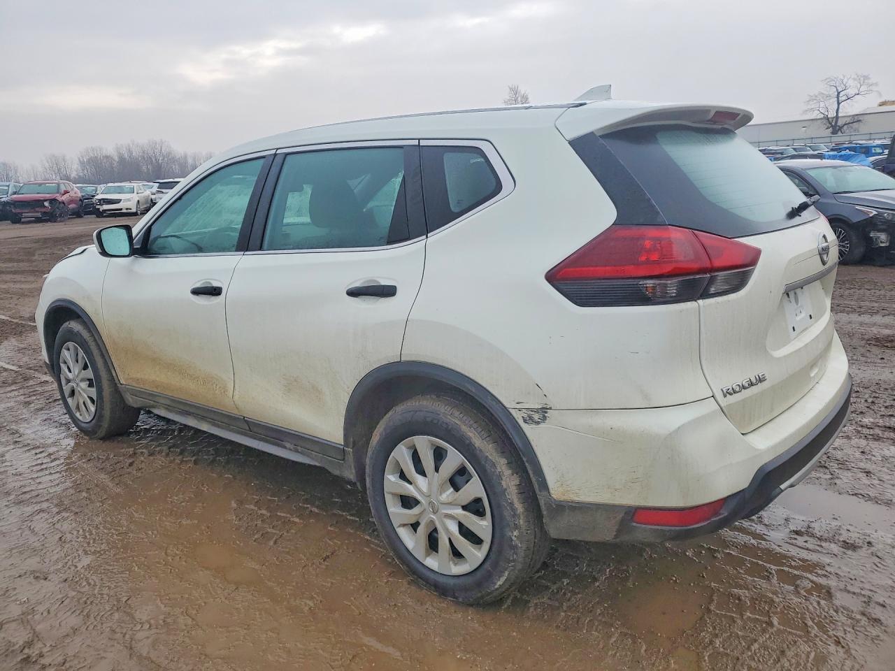 2020 Nissan Rogue S - Фото 2