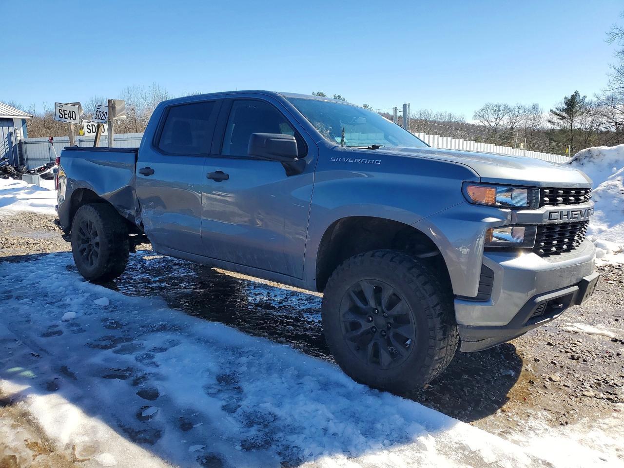 2019 Chevrolet Silverado K1500 Custom - Фото 4