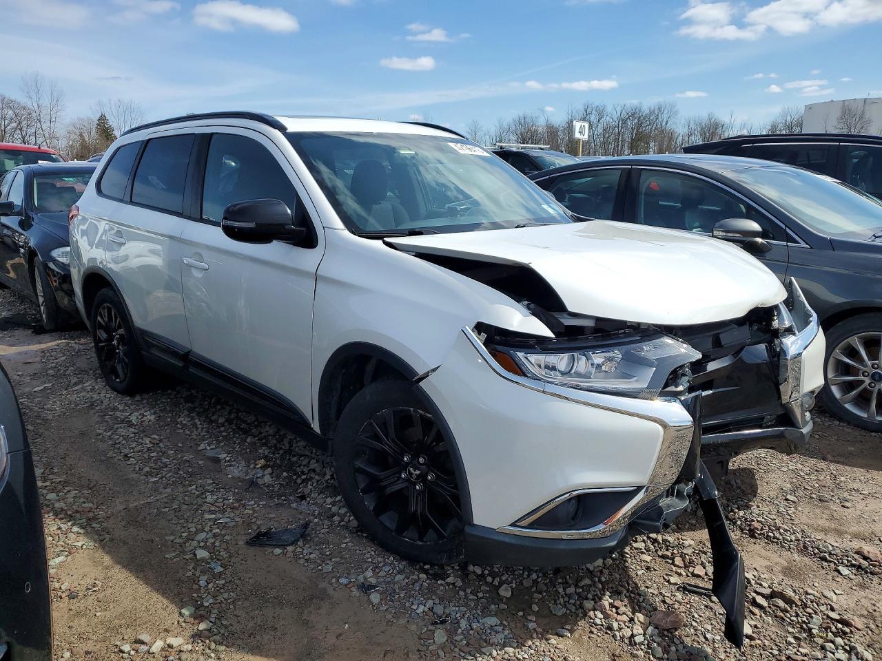 2018 Mitsubishi Outlander Se - Фото 4