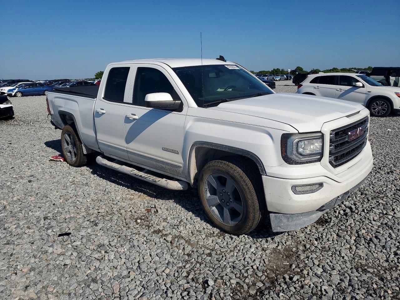 2018 GMC Sierra C1500 - Image 4