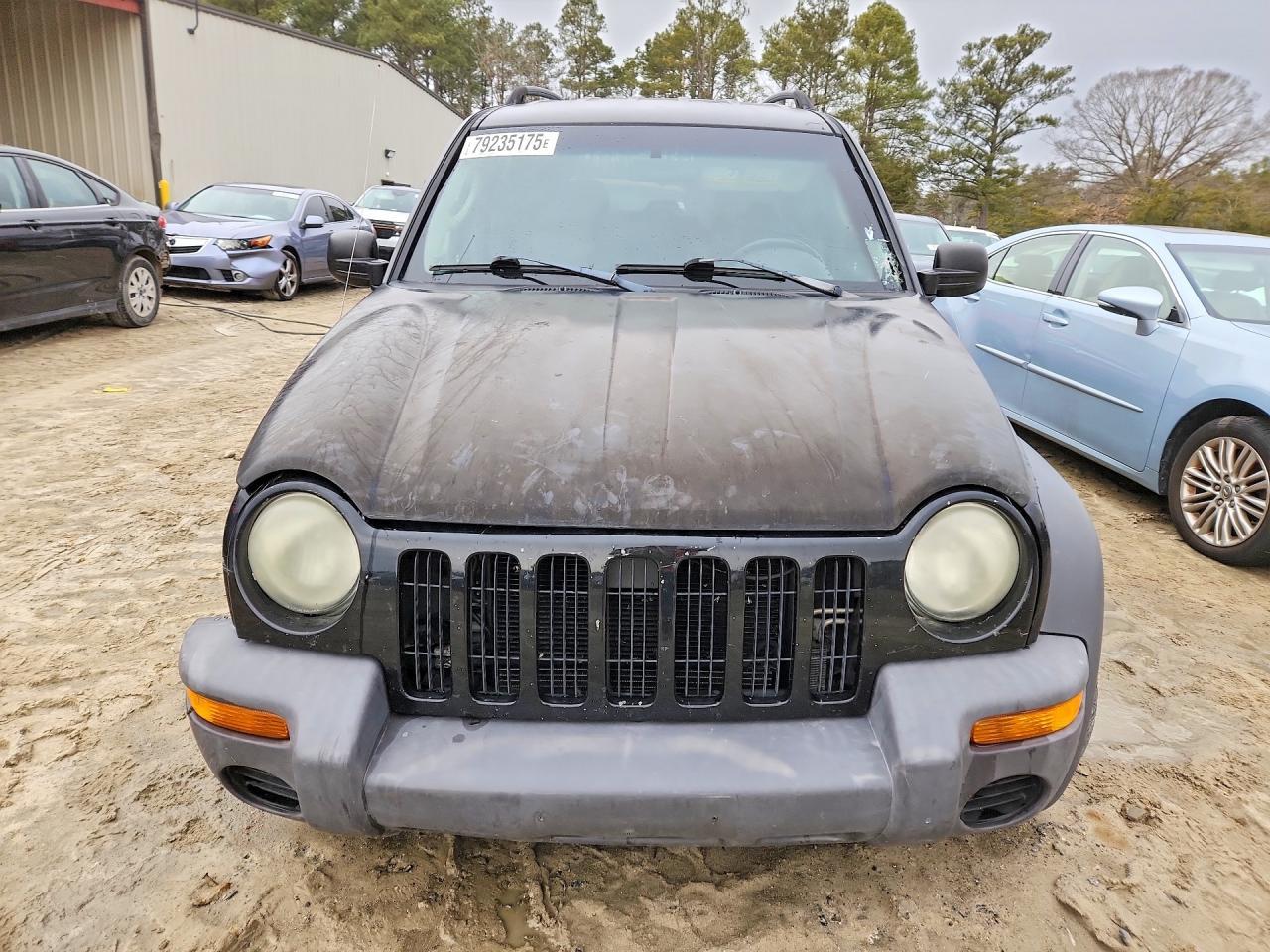 2003 Jeep Liberty Sport - Image 5