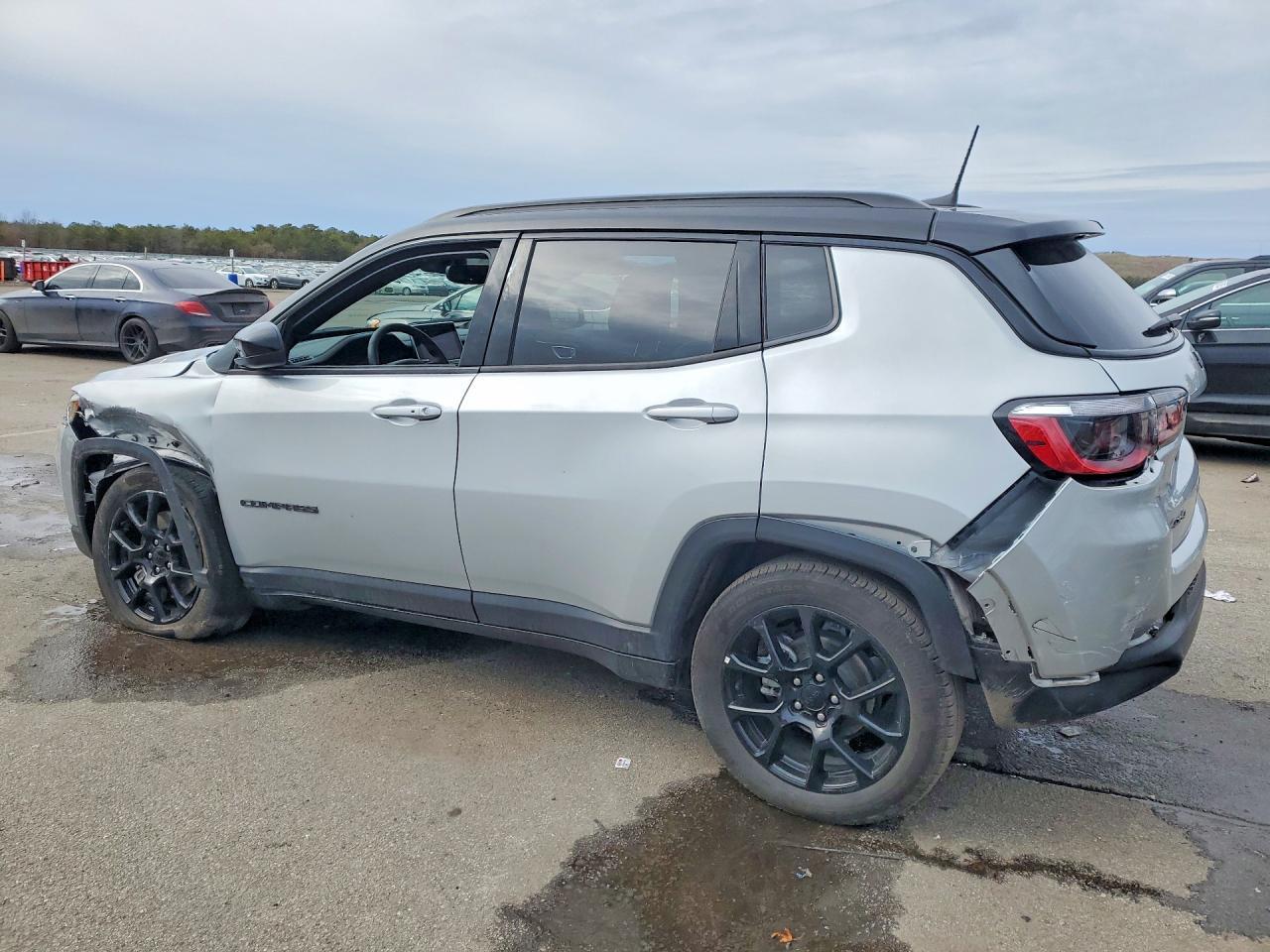 2024 Jeep Compass Latitude - Фото 2