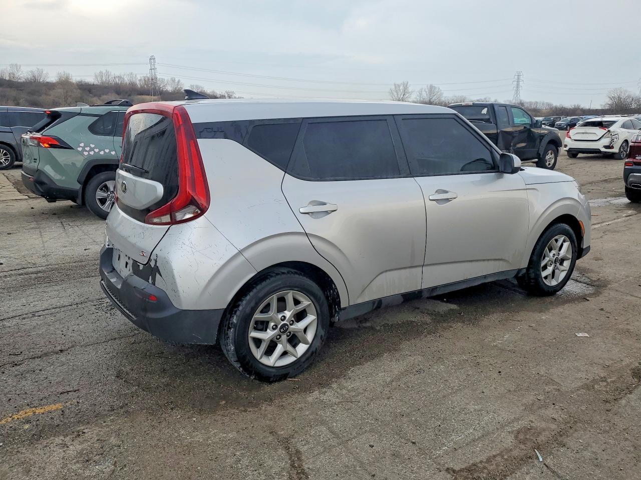 2021 Kia Soul S - Фото 3