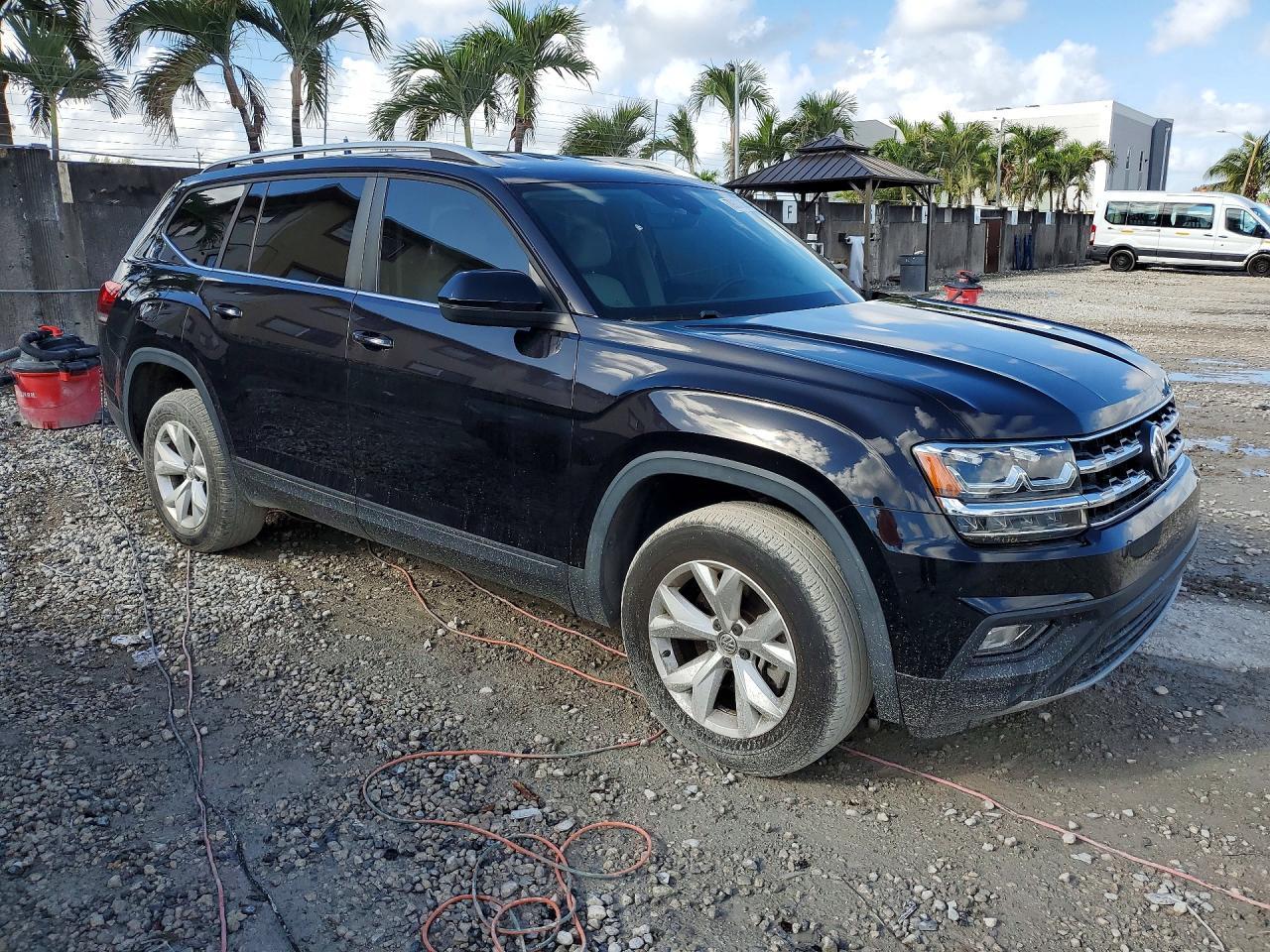2019 Volkswagen Atlas Se - Фото 4