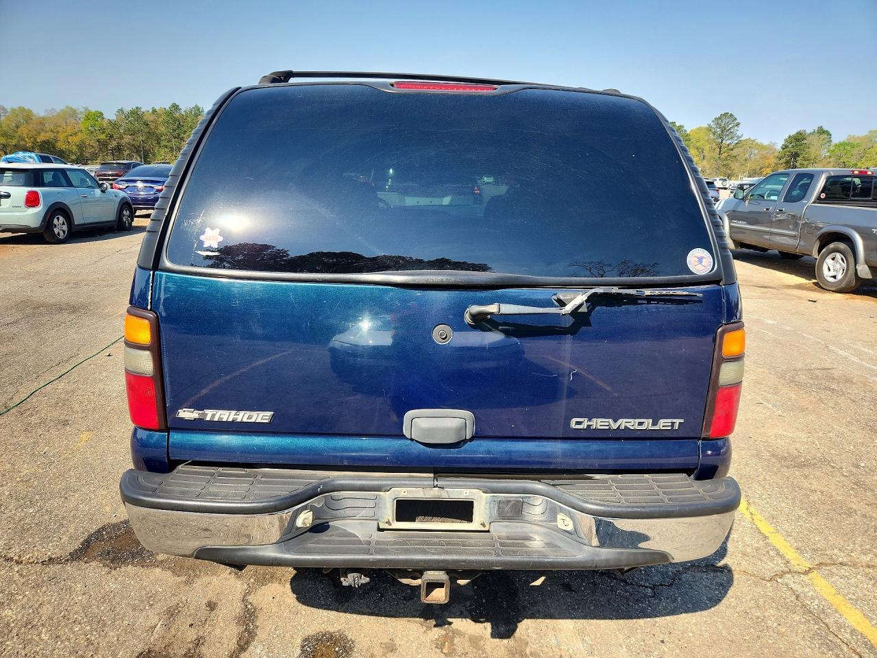 2005 Chevrolet Tahoe C1500 - Image 6