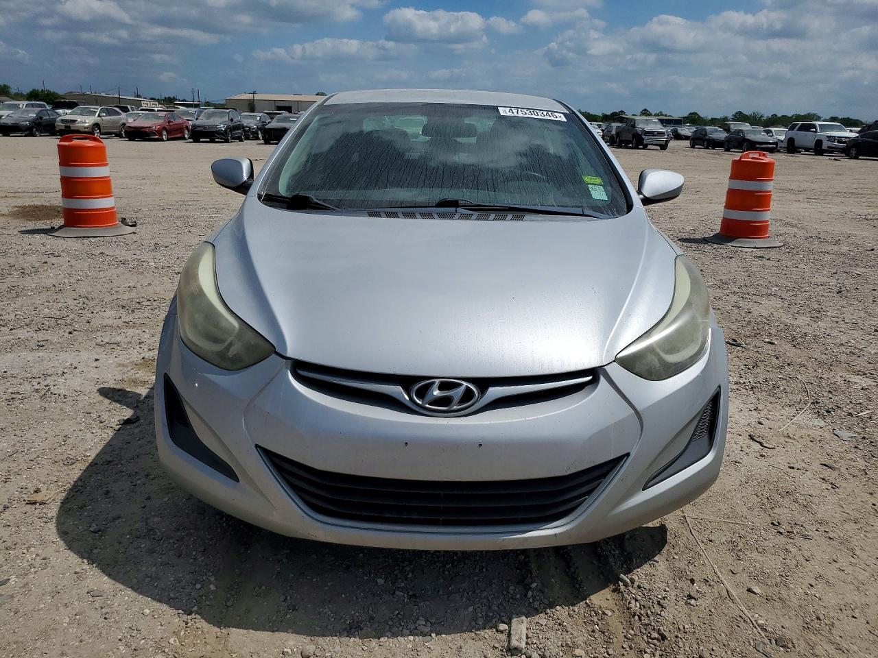 2014 Hyundai Elantra Se - Фото 5
