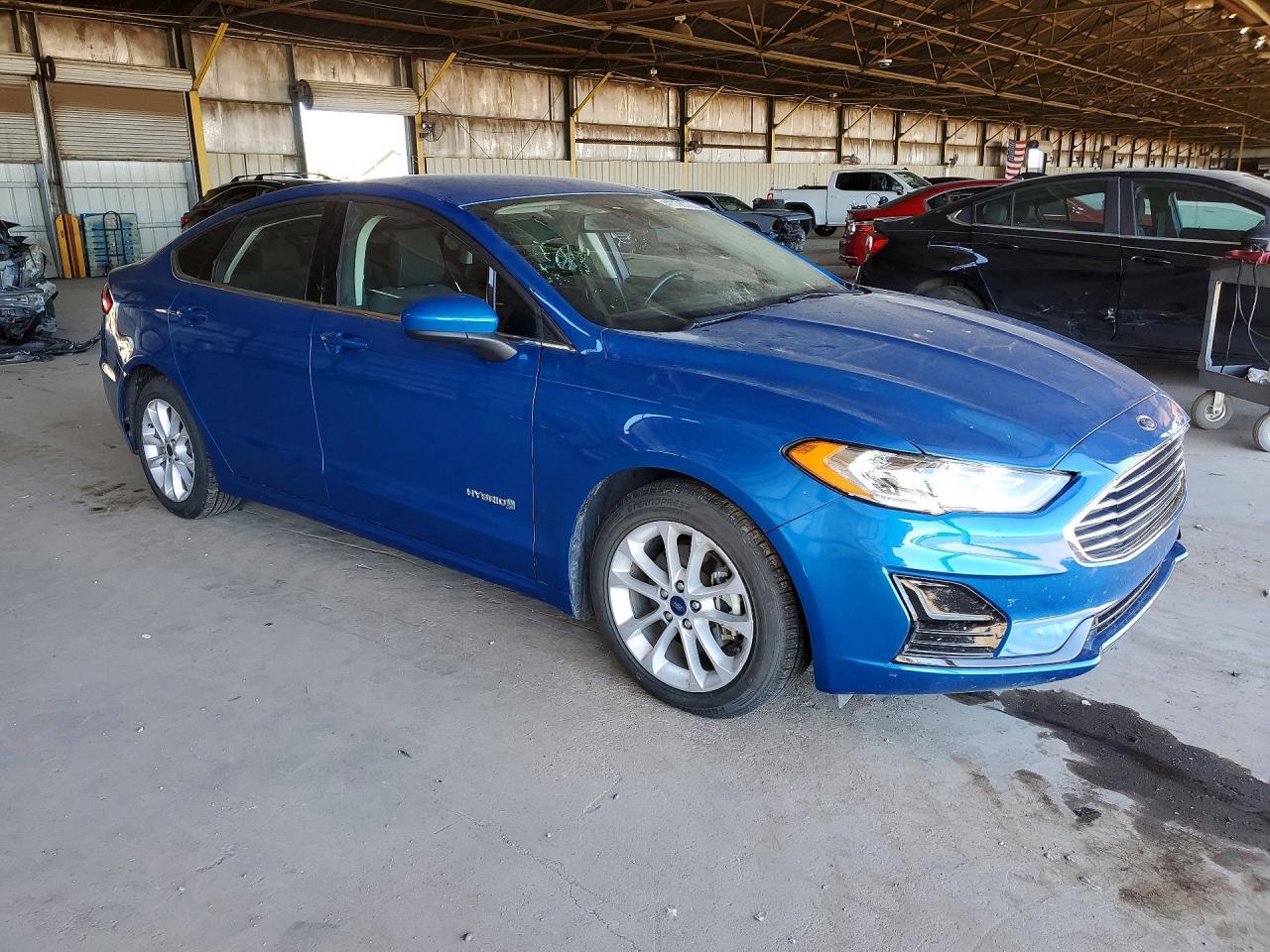 2019 Ford Fusion Se - Фото 4