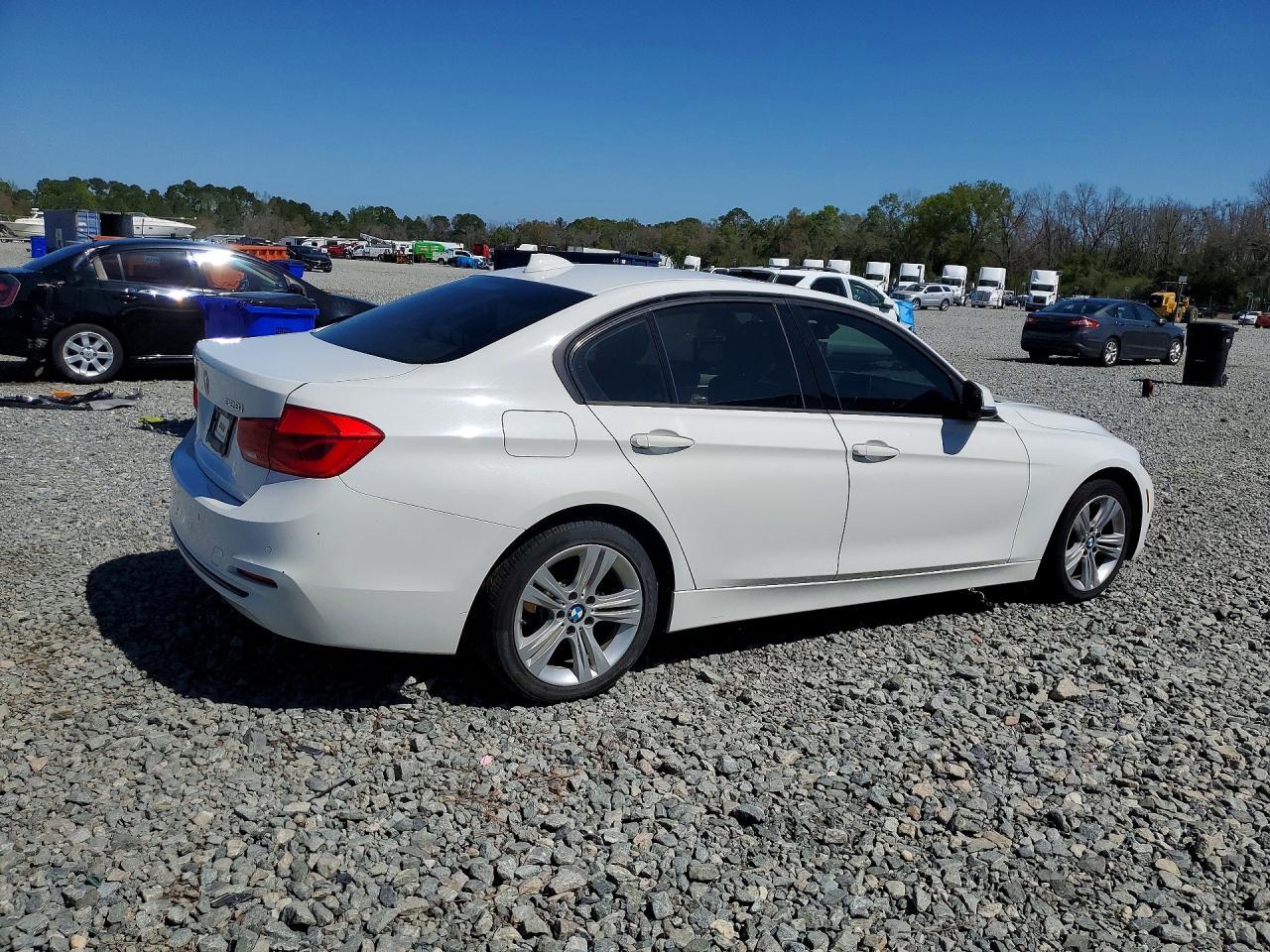 2016 BMW 328 I Sulev - Фото 3