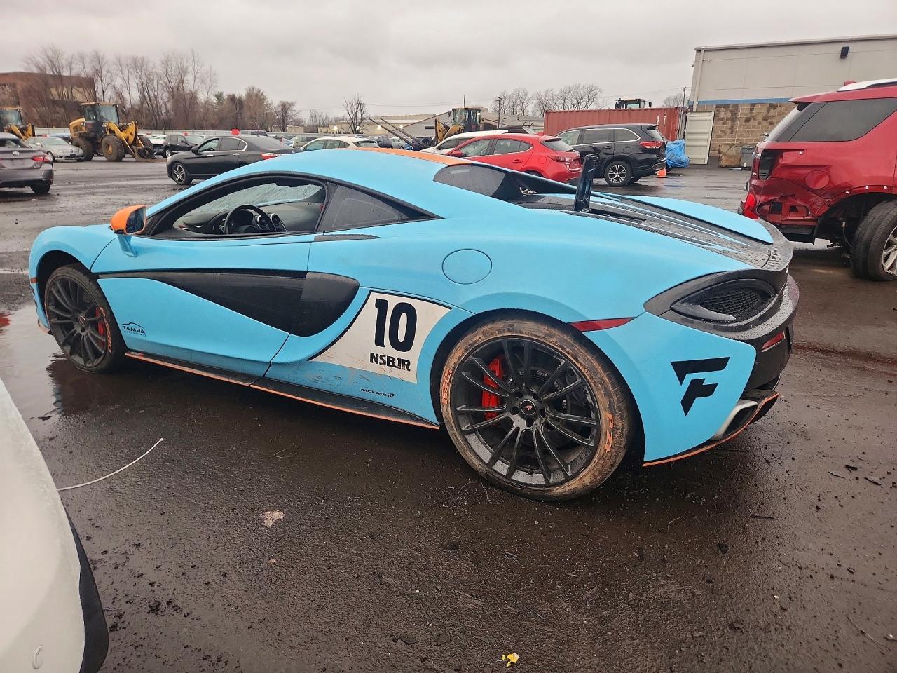 2017 Mclaren Automotive 570S - Image 2