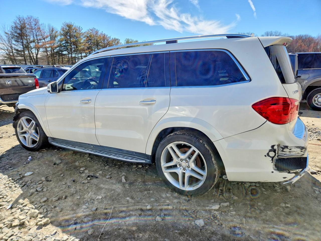 2015 Mercedes-Benz Gl 550 4Matic - Фото 2
