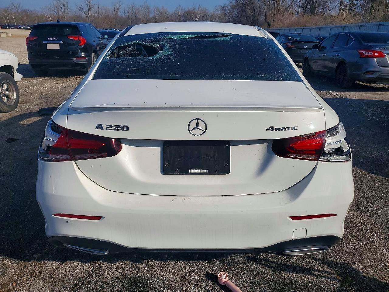 2019 Mercedes-Benz A 220 4Matic - Фото 6