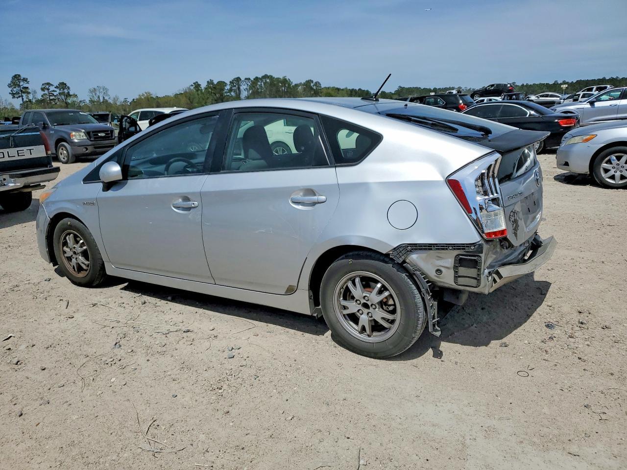 2011 Toyota Prius Three - Фото 2